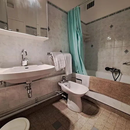 A Pra-loup Avec Balcon Et Vue Sur Montagne - Fr-1-165a-80 Uvernet-Fours