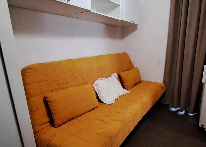 Apartment A Pra-loup Avec Balcon Et Vue Sur Montagne - Fr-1-165a-80 *